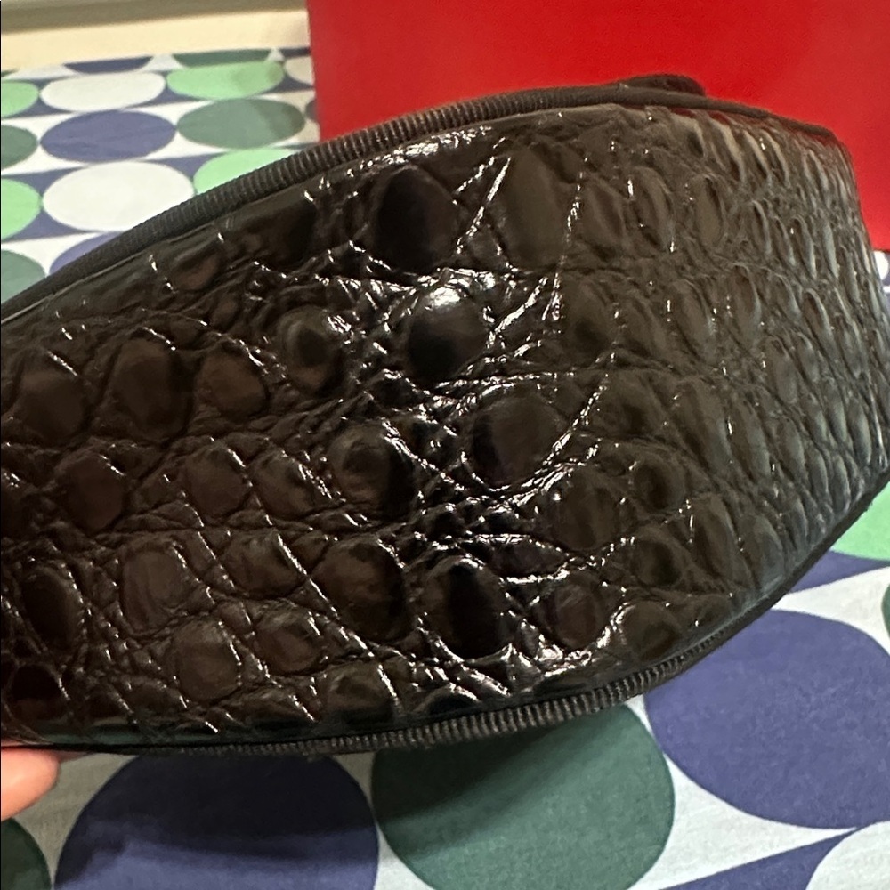 Salvatore Ferragamo Black Croc-Embossed Crossbody Bag - Picture 7 of 15